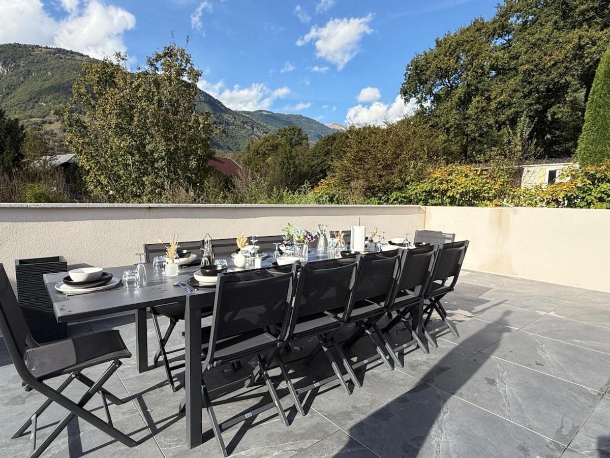 Le Cocon Proche Station Ski-piscine Apartment Saint Avre la Chambre